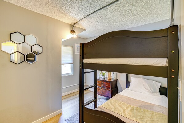 House (3 Bedrooms) | Interior - 2 Mi to Ocean: Long Beach Home w/ Gas Grill! (Long Beach)