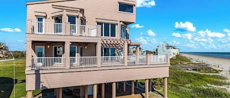 House (5 Bedrooms) | Front of property