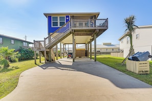 House (3 Bedrooms) | Interior - Galveston Beach Haven w/ Pool Access & Deck (Galveston)