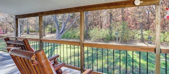 Charming Paris Home w/ Porch: Hunt + Unwind!