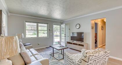 Peaceful Home Near Youngstown: Fenced Backyard!