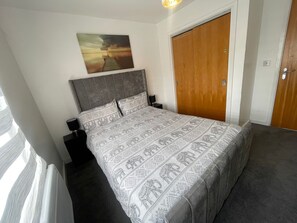 1 camera, Wi-Fi, lenzuola