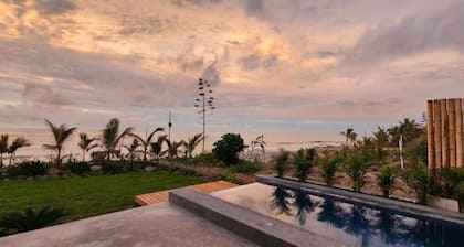 HOP KAI Hermosa Casa de Playa en Punta Sal