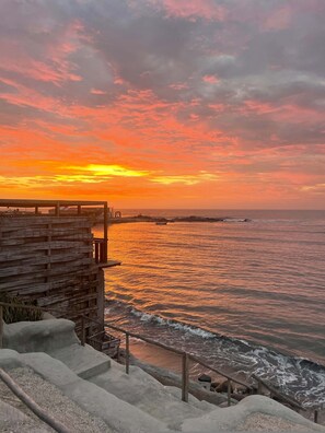 獨棟房屋 | 4 間臥室、網路服務