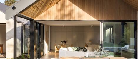 Nhà, phù hợp cho người khuyết tật | 5 phòng ngủ, truy cập Internet tốc độ cao