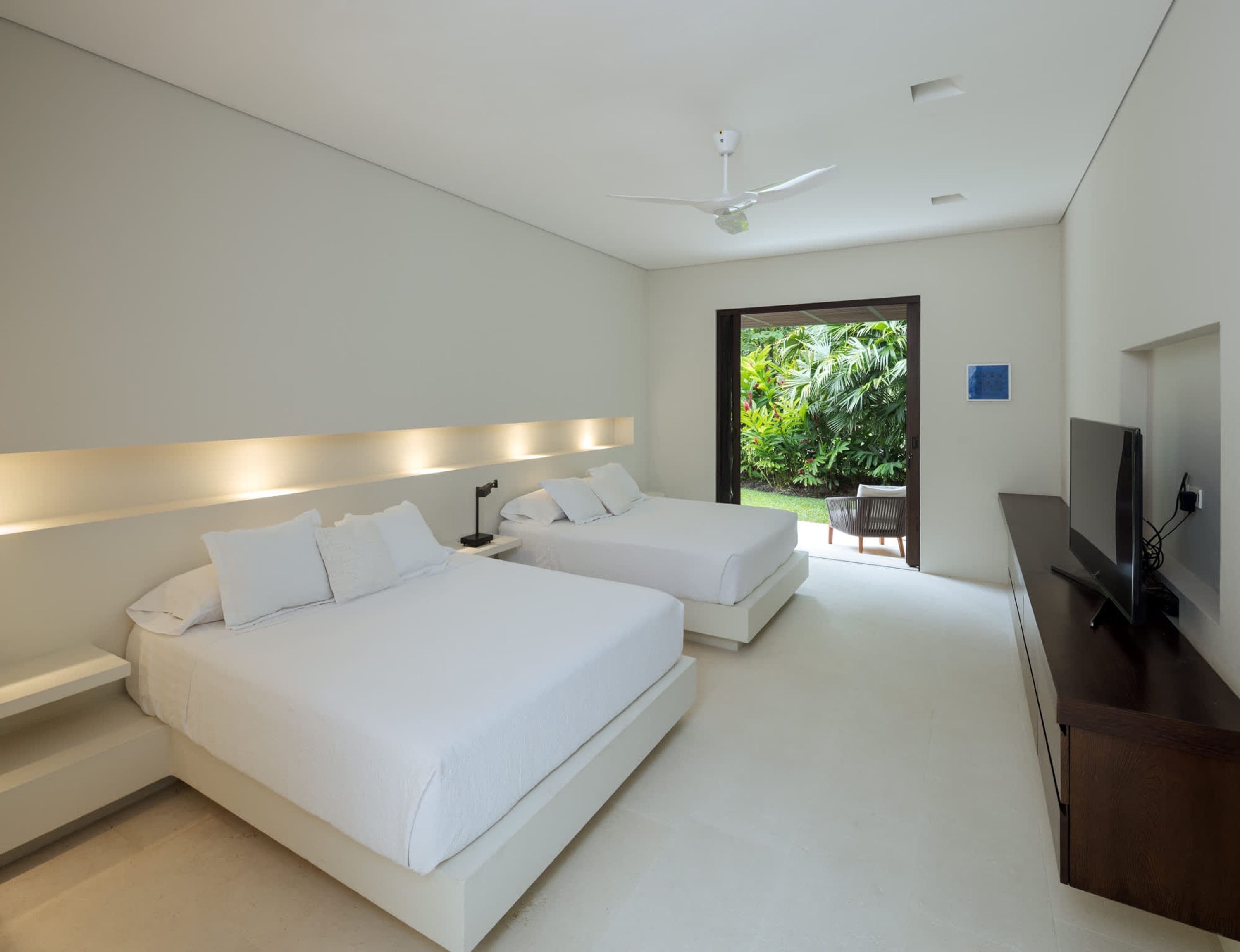 Villa | 4 bedrooms, desk, Internet