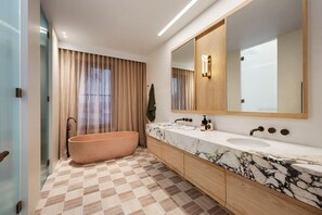 House | 4 bedrooms, Internet - Blanc de Noir Luxe Grandeur Heated Pool and Spa (Mount Martha)