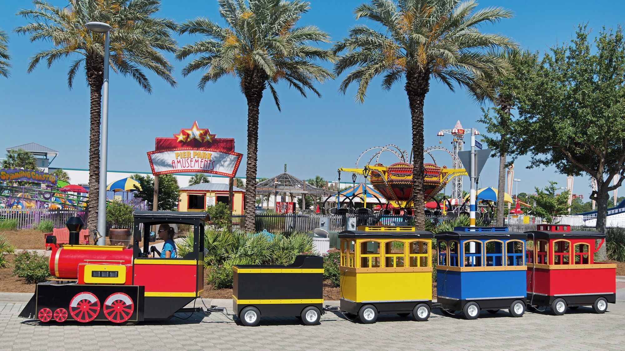 Pier Park Grounds and Amenities