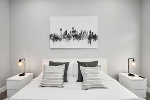 3 室のベッドルーム、アイロン / アイロン台、WiFi、ベッドシーツ