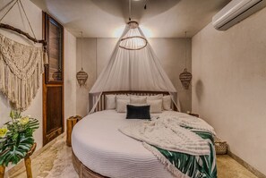1 bedroom, iron/ironing board, free WiFi, bed sheets - Romantic 1BR w Private Pool | SPA |Gated Community (Tulum)