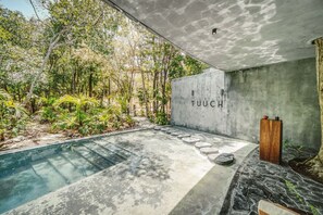 Inomhuspool och uppvärmd pool
