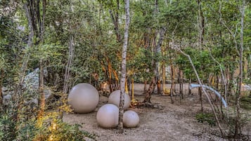 Enceinte de lâhĂ©bergement