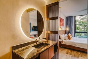 3 chambres, bureau, fer et planche à repasser, Wi-Fi gratuit