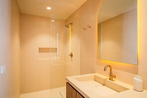 Hair dryer - Divine 2BR w Pool | Gym | Yoga Classes| Restaurant (Tulum)