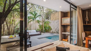 Smart TV, video games, ping pong