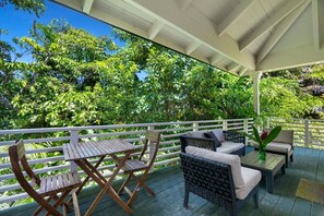 Property grounds - Hale Keoniana 5 Bedroom Home (Princeville)