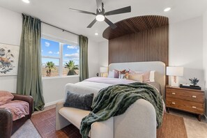 3 bedrooms, desk, laptop workspace, iron/ironing board - Paradise In The Sand 3 Bedroom Condo (St. George)