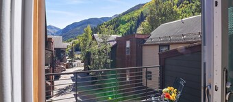 Double Diamond 1 3 Bedroom Townhouse