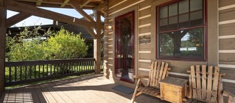 19th Hole 3 Bedroom Cabin