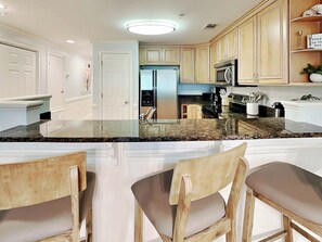 Fridge, microwave, oven, stovetop - Brass Rail 318 | Luxe, Pet-Friendly, Pool Access (Tybee Island)