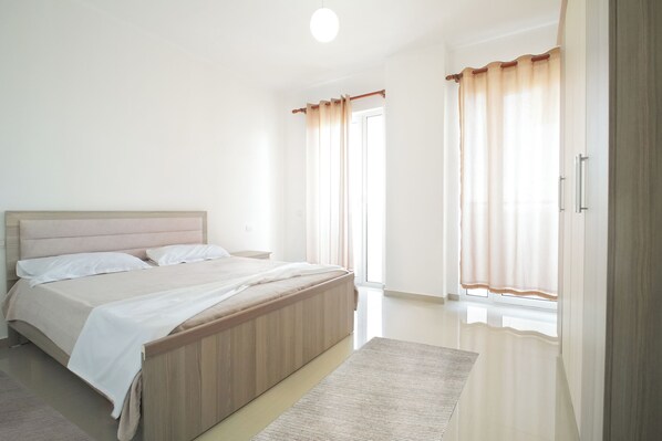 Departamento, 1 habitación, balcón, vista a la ciudad | Insonorización, tabla de planchar con plancha y wifi gratis 
