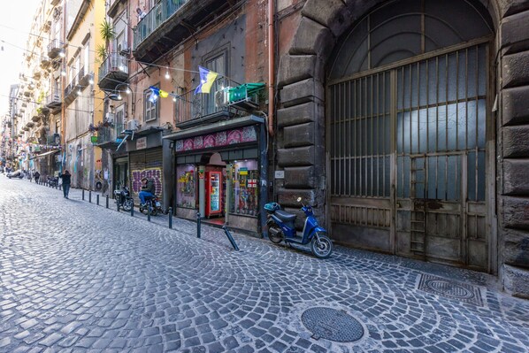 Miscellaneous - Tribunali Trendy Studio by Wonderful Italy (Napoli)