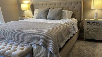 4 chambres, fer et planche à repasser, Wi-Fi, draps fournis