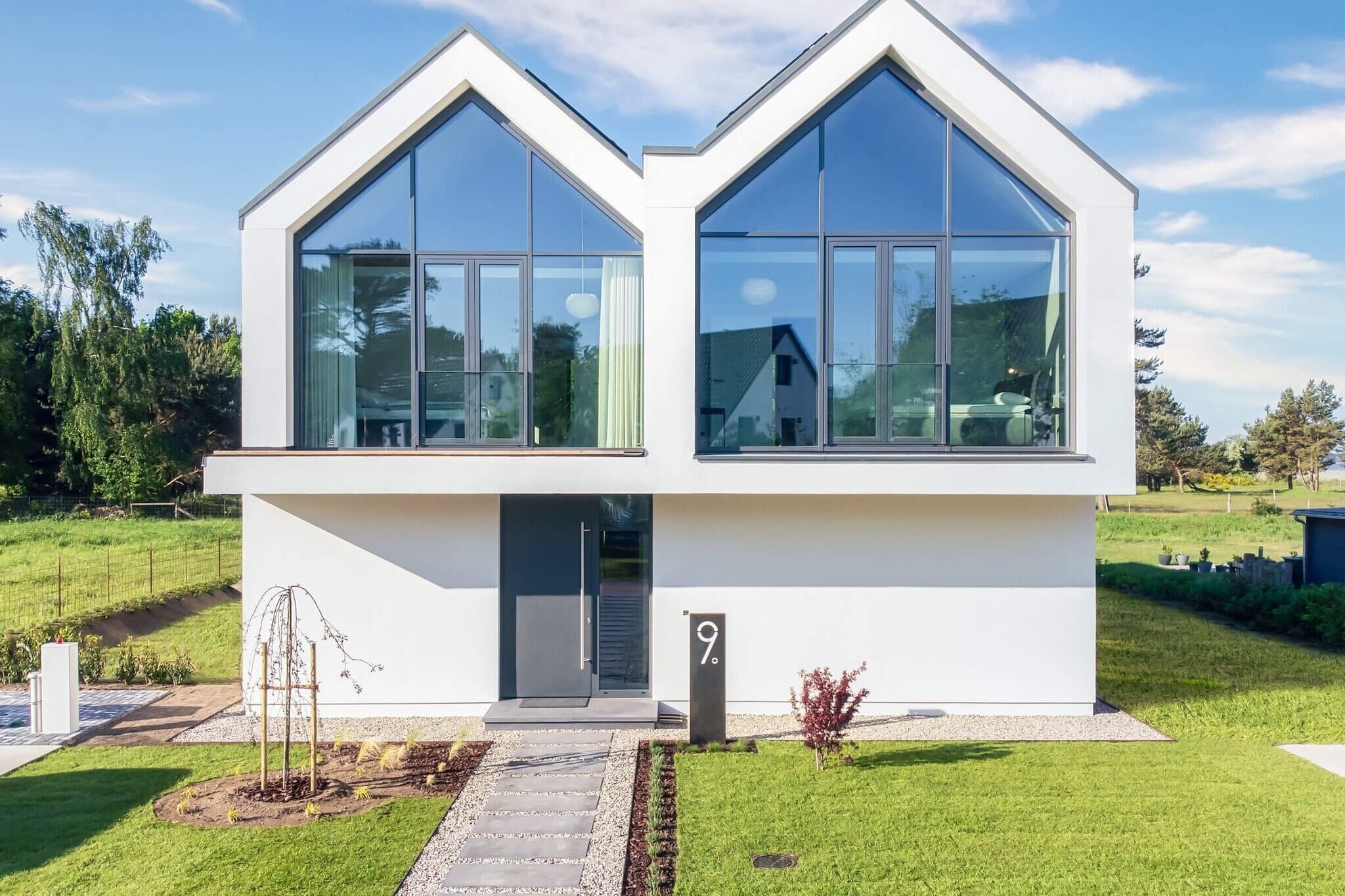 Außenseite Ferienhaus [Sommer]