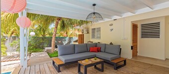 Lovely 6 person villa with private pool and lots of privacy 