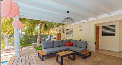 Lovely 6 person villa with private pool and lots of privacy
