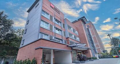 GoSavvy Executive Residences - Three Bedroom