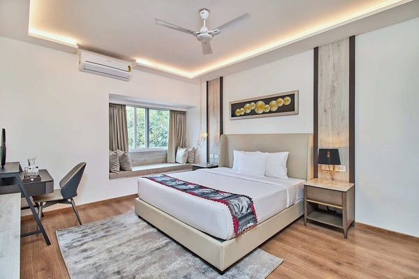 Deluxe Apartment, 3 Bedrooms | 3 bedrooms, premium bedding, down duvets, memory-foam beds