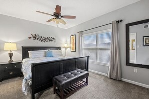 4 bedrooms, iron/ironing board, free WiFi, bed sheets