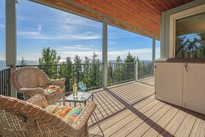 Property grounds - Broadview Inn ~ Rejuvenation Haven Surrounded by Ocean Views (Oceanside)