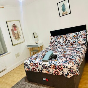 2 chambres, Wi-Fi, draps fournis