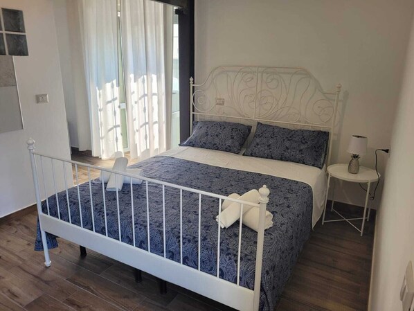 1 habitación, wifi y ropa de cama 