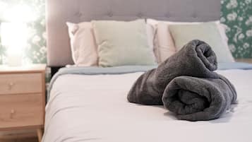3 Schlafzimmer, Schreibtisch, Bügeleisen/Bügelbrett, kostenloses WLAN