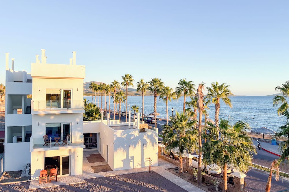 BAJA MIA SUITES AND TOURS