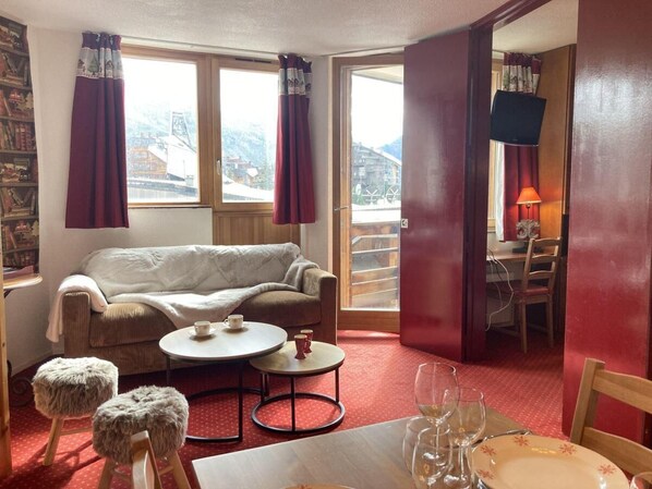Living area - 10m from ski slopes, 3rd floor, balcony, tv, ski locker, 31m², Avoriaz (Avoriaz)