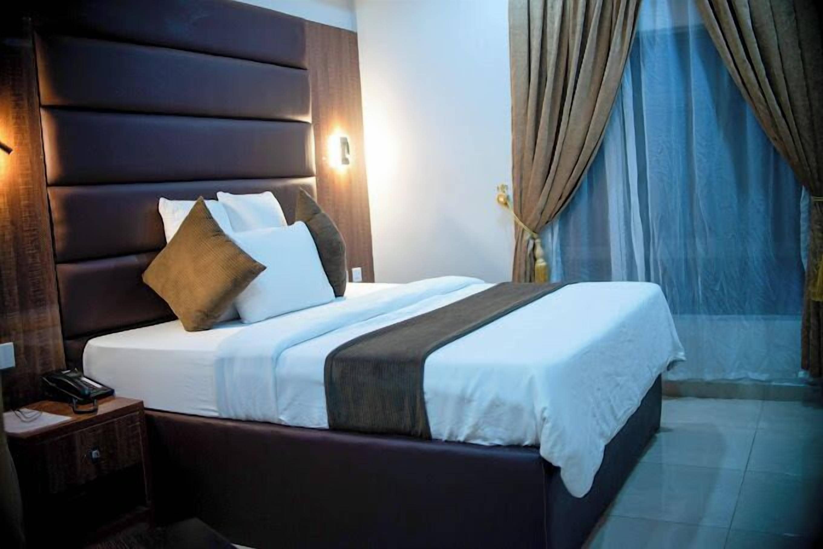 Economy Room, Balcony, City View | Desk, laptop workspace, free WiFi