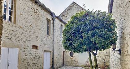 Bayeux ,Appartement studio cosy situĂ© en plein cĆur du centre ville.