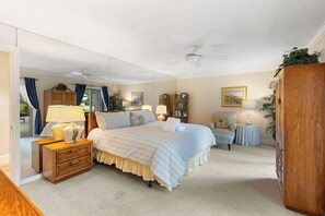 4 chambres, fer et planche à repasser, Wi-Fi gratuit, draps fournis