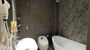 Premium Double Room, City View | Bathroom | Free toiletries, slippers, soap, shampoo