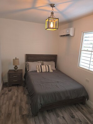 4 bedrooms, travel cot, free WiFi, bed sheets