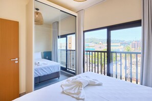 家庭公寓, 部分海景 | 6 多间卧室、高档床上用品、笔记本电脑工作区、免费 WiFi