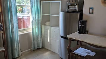 Mikrowelle, Umweltfreundliche Reinigungsmittel werden bereitgestellt