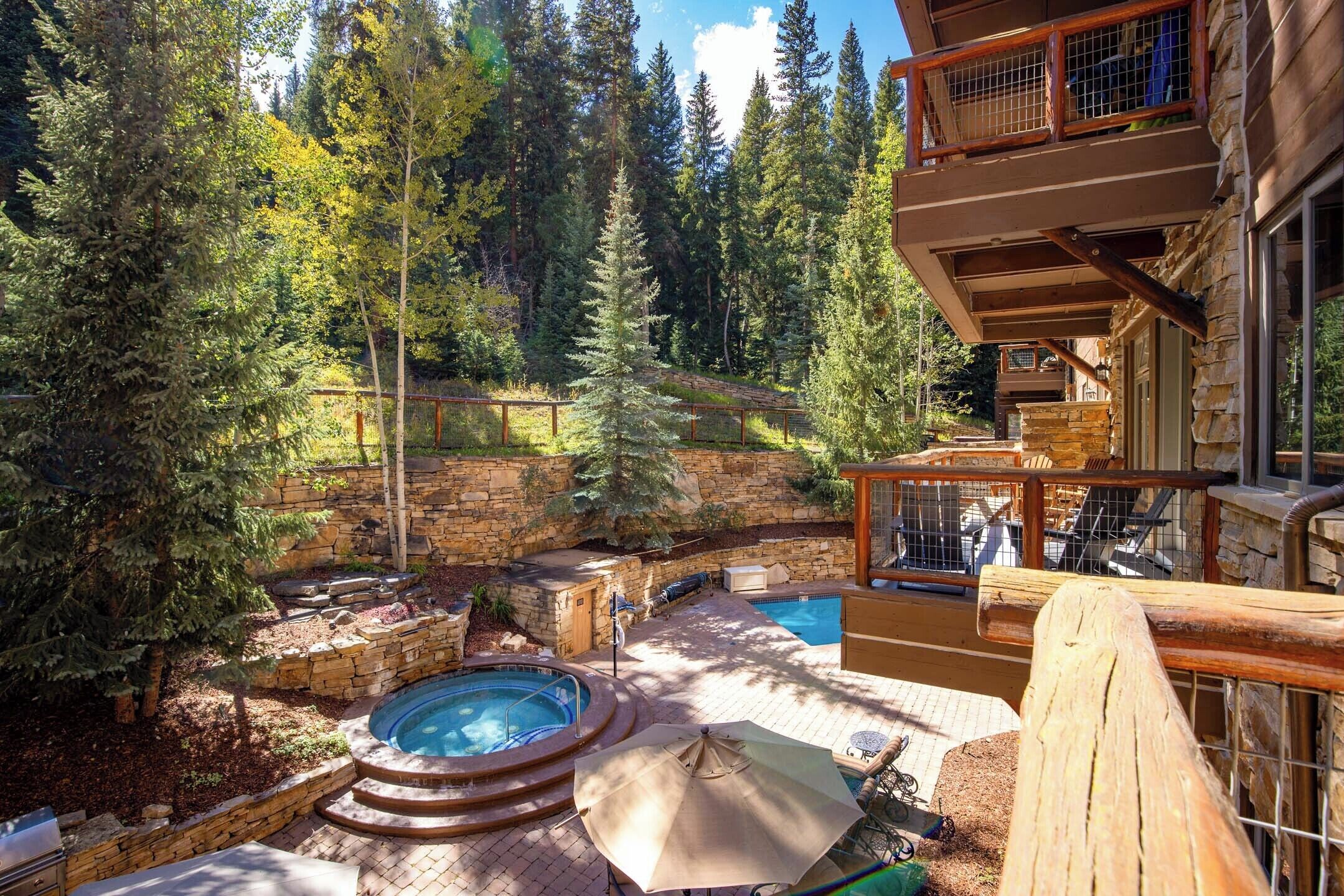 Condo (2 Bedrooms) | Property amenity