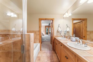 Apartment (2 Bedrooms) | Exterior - Timbers #3064 By Summit County Mountain Retreats (Keystone)