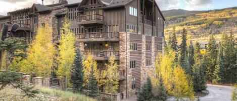 Apartment (2 Bedrooms) | Exterior