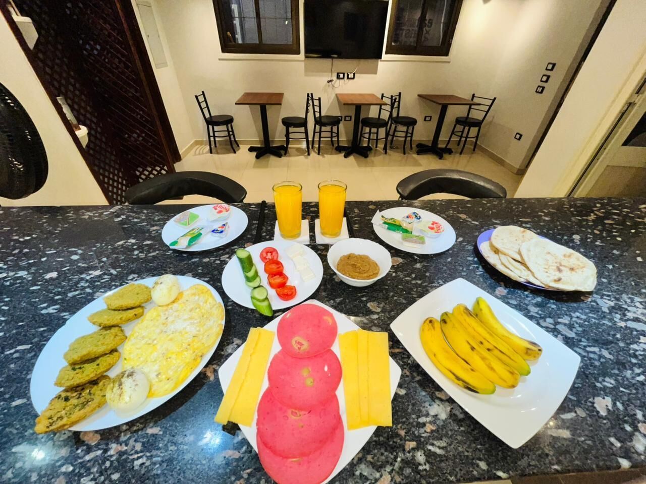 Free daily full breakfast